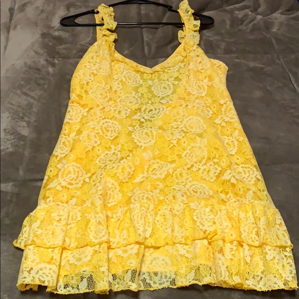 Yellow dress